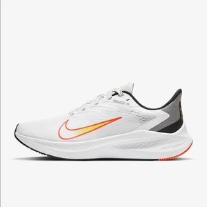 Nike Zoom Winflo Shoes